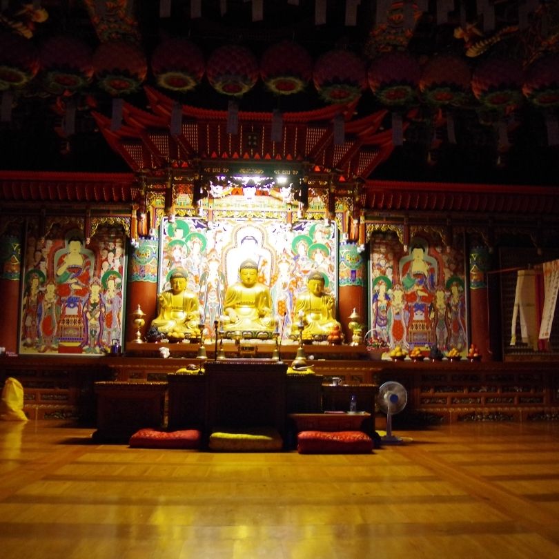 Tour por Haedong Yonggung